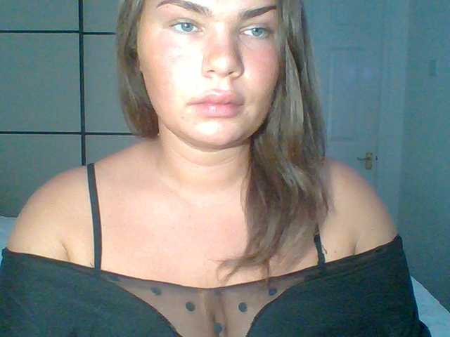 PrincessGem live cam on BongaCams