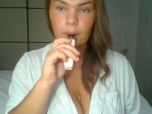 PrincessGem live cam on BongaCams