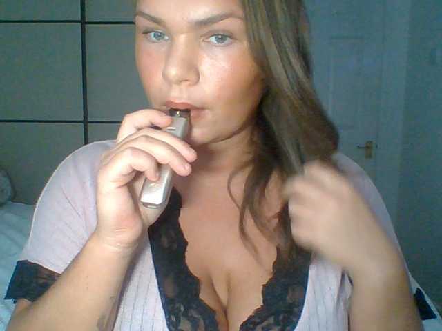 PrincessGem live cam on BongaCams