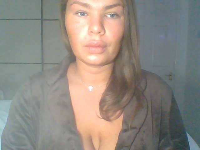 PrincessGem live cam on BongaCams