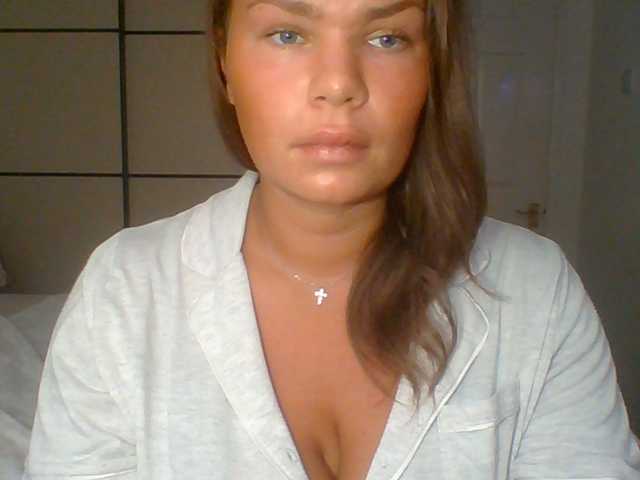 PrincessGem live cam on BongaCams