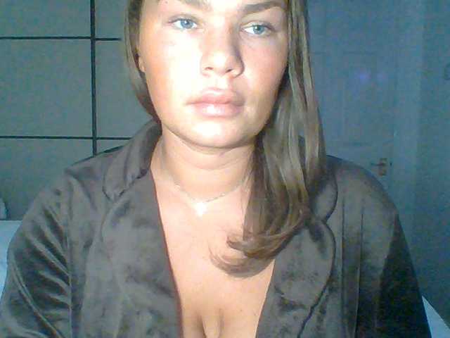 PrincessGem live cam on BongaCams