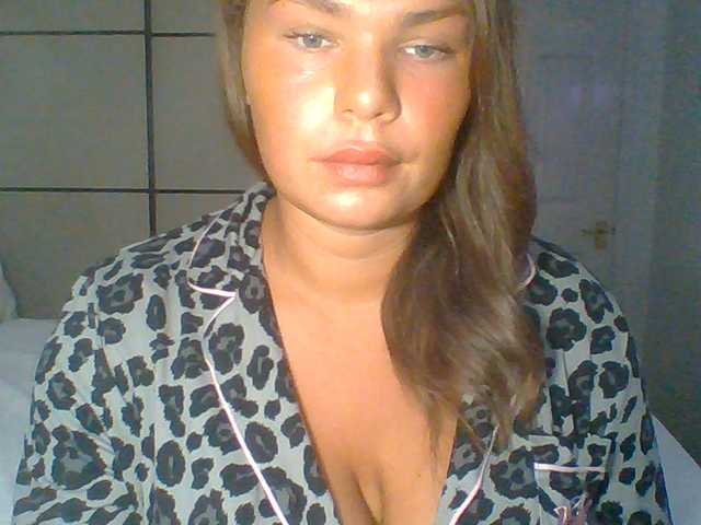 PrincessGem live cam on BongaCams