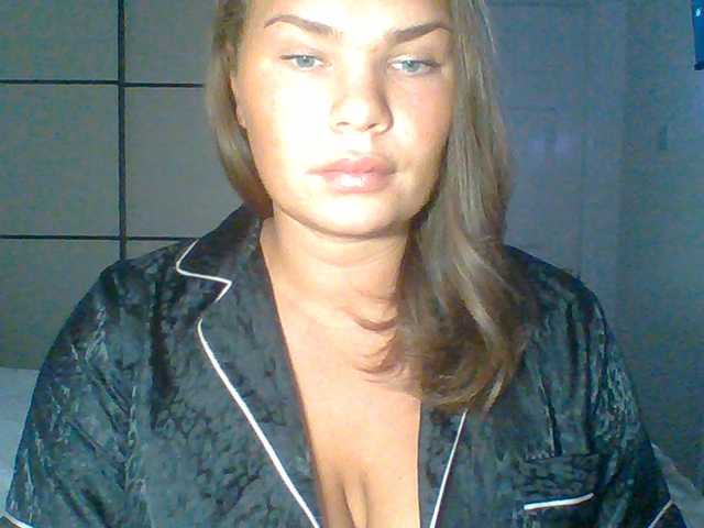 PrincessGem live cam on BongaCams
