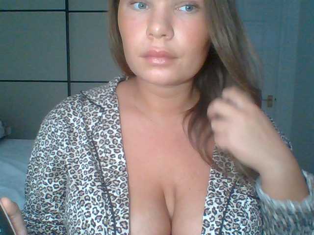PrincessGem live cam on BongaCams