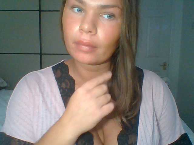 PrincessGem live cam on BongaCams