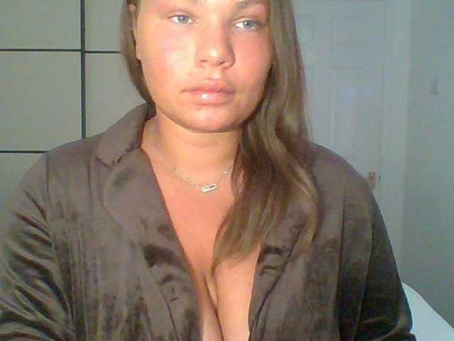 PrincessGem live cam on BongaCams