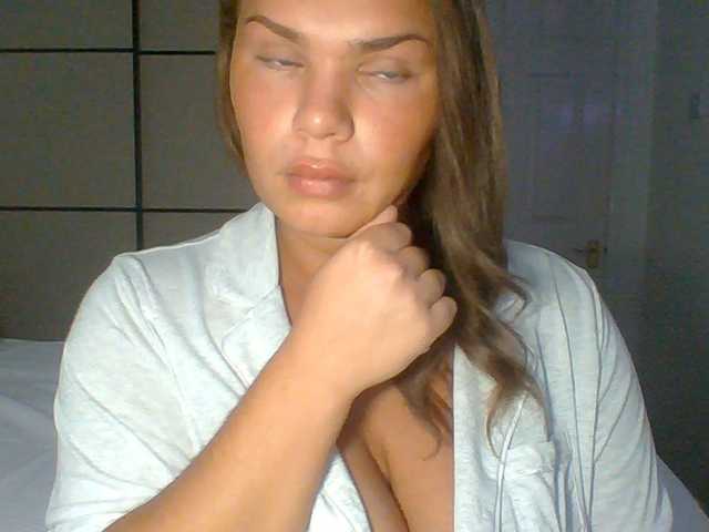 PrincessGem live cam on BongaCams
