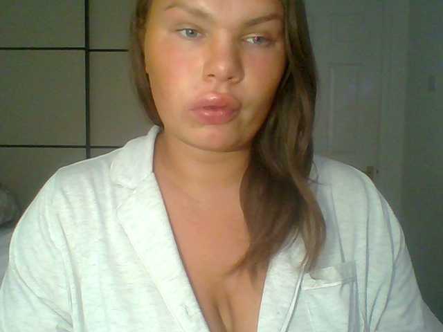 PrincessGem live cam on BongaCams