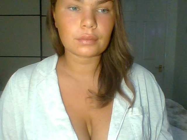 PrincessGem live cam on BongaCams