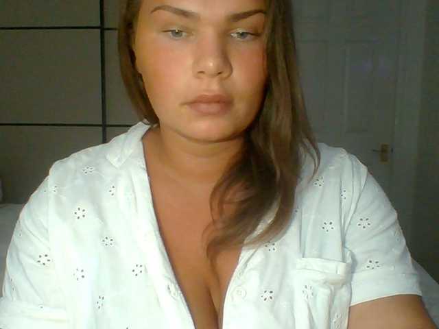 PrincessGem live cam on BongaCams