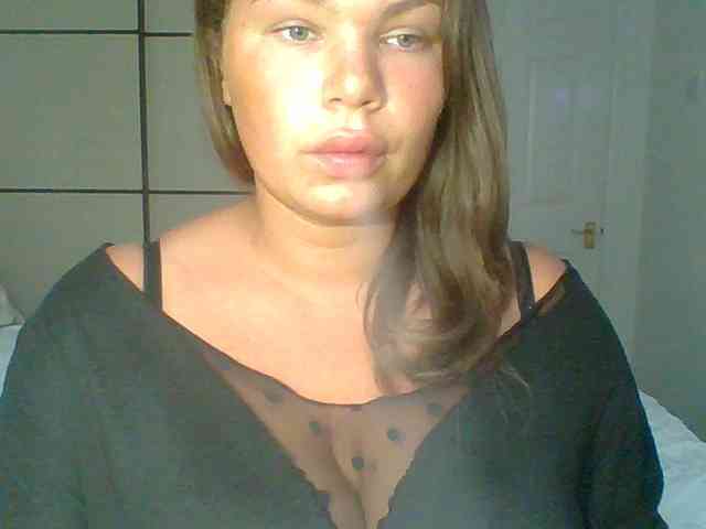 Modella: GEMMARMALADE