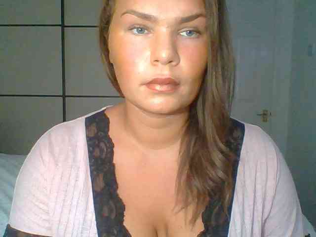 Gemmarmalade's cam show statistics and live stream