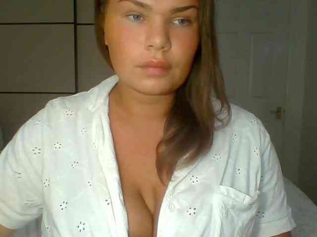 PrincessGem Live Webcam on BongaCams