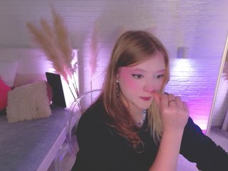 CrazyWine Porn Show