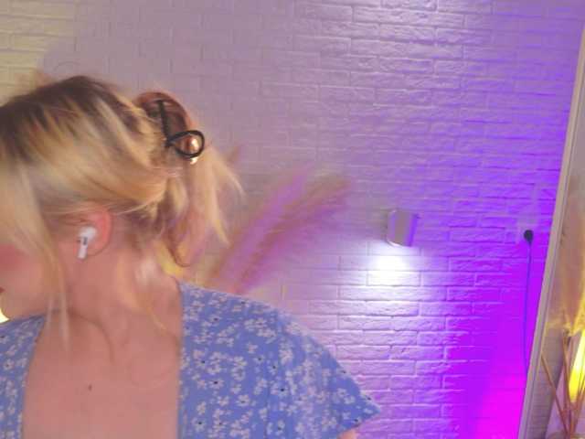 Live трансляция CrazyWine - Runet.cam