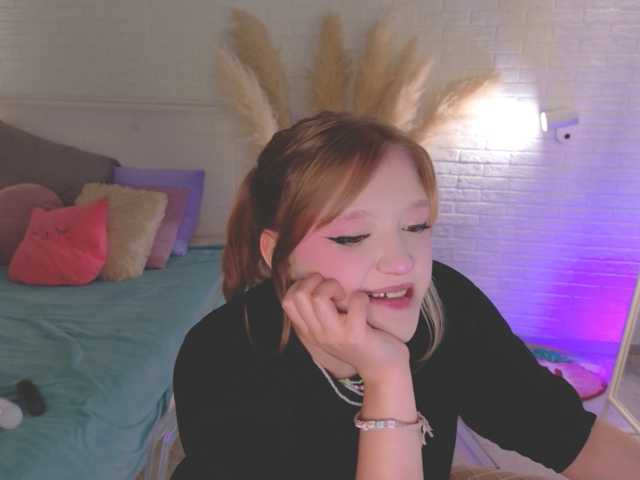 CrazyWine, en vivo ahora en BongaCams