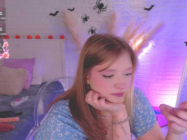CrazyWine live cam on BongaCams