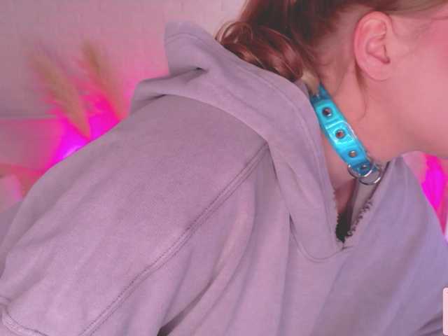 CrazyWine live cam on BongaCams