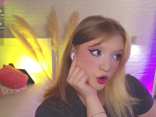 CrazyWine live cam