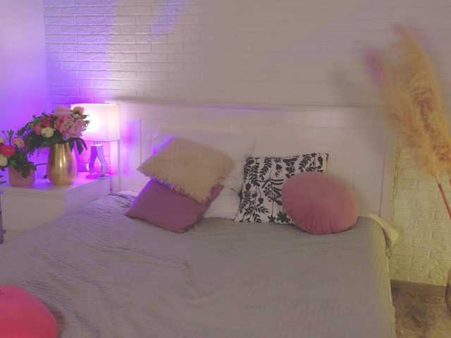 CrazyWine live cam on BongaCams