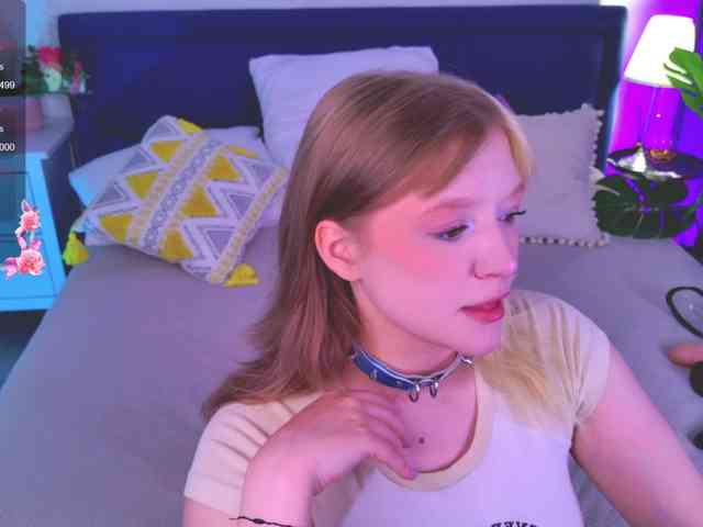 CrazyWine Live Webcam on BongaCams