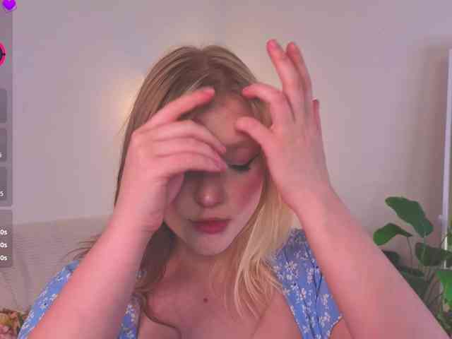 CrazyWine Sex Cam Show