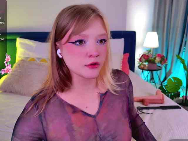 naked chatroom CrazyWine