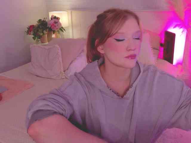 CrazyWine Sex Cam Show