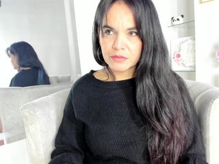 LauraHotties