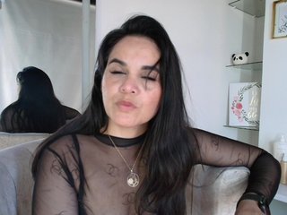 LauraHotties