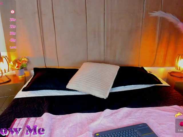 LauraHotties live cam on BongaCams