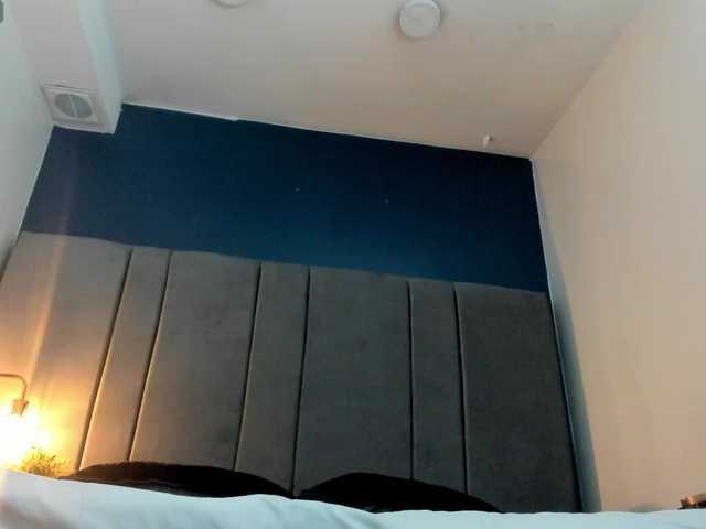 LauraHotties's BongaCams show and profile