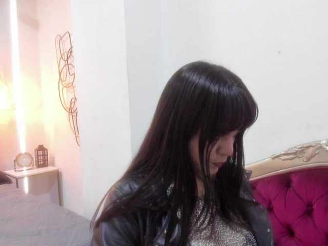 LauraHotties
