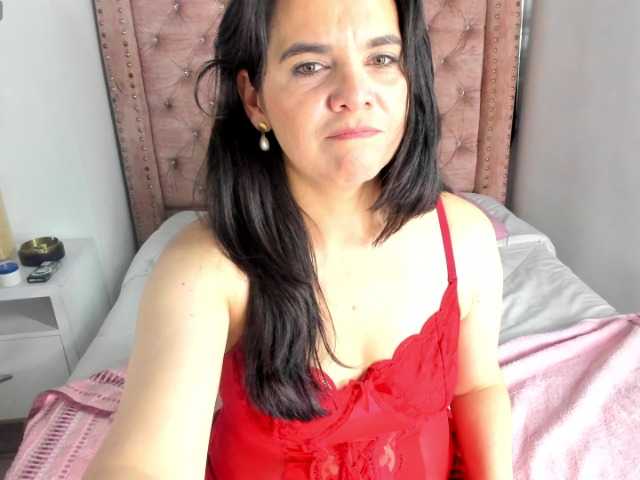 LauraHotties