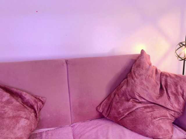 LauraHotties live cam on BongaCams