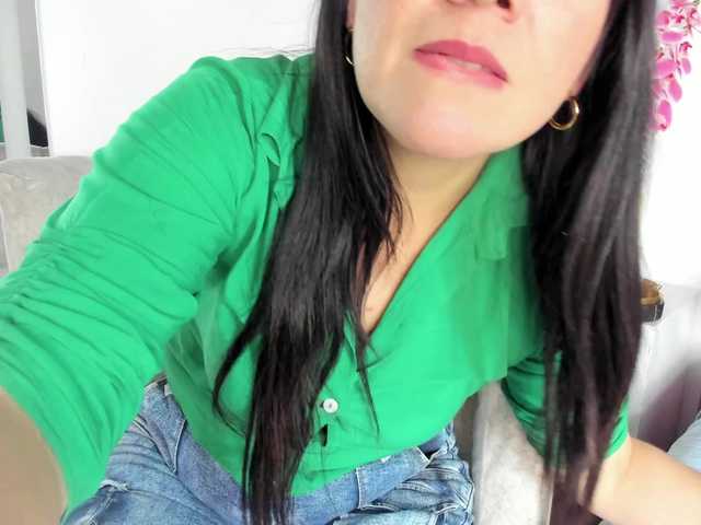 LauraHotties