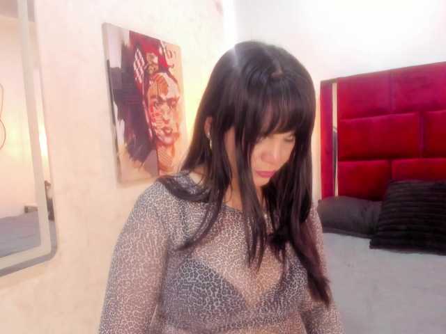LauraHotties