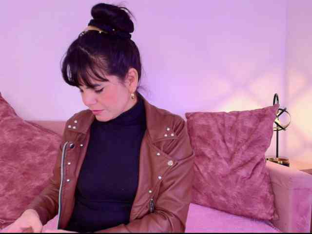 LauraHotties webcam