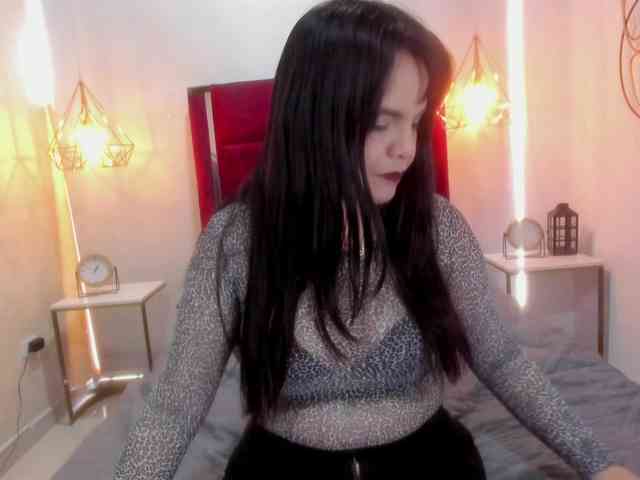 LauraHotties