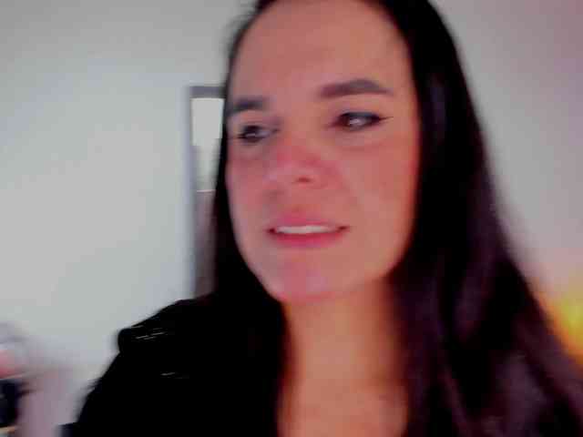 LauraHotties webcam