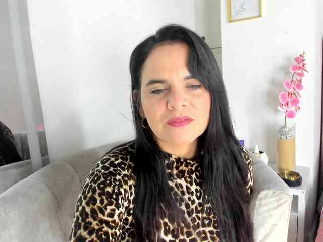 LauraHotties webcam
