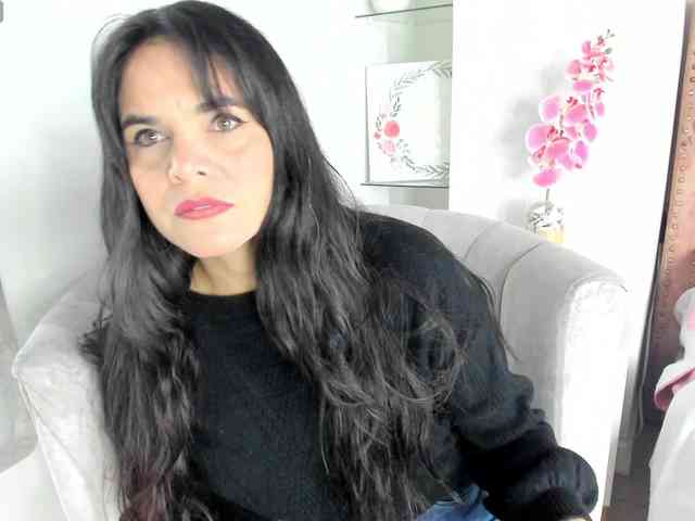 LauraHotties webcam