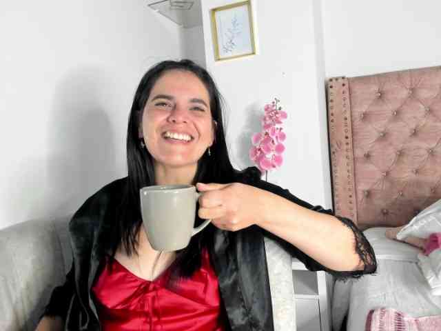 LauraHotties webcam