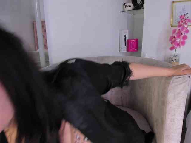 LauraHotties webcam