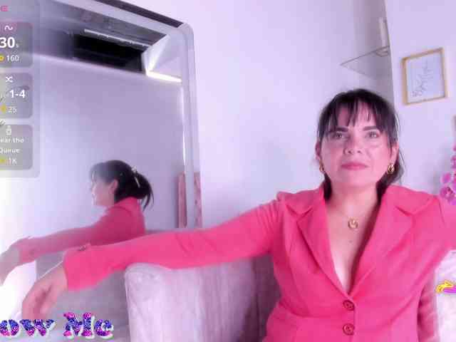 LauraHotties webcam