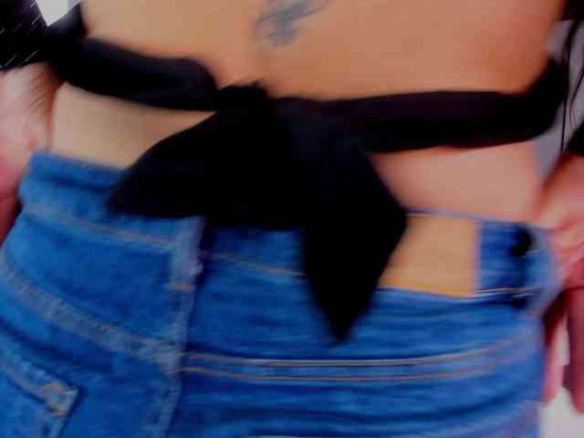 LauraHotties webcam
