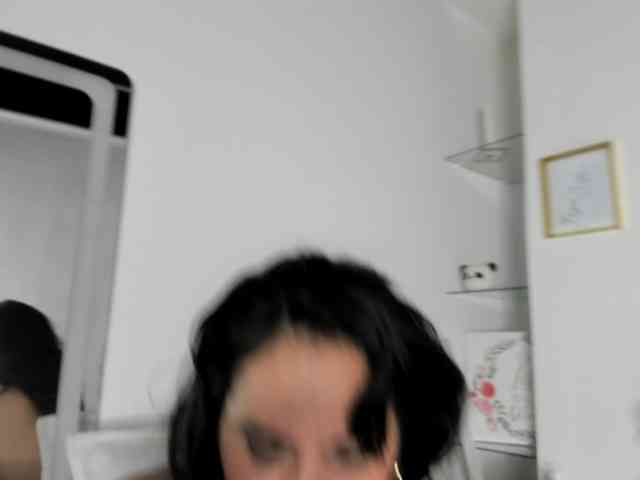 LauraHotties webcam