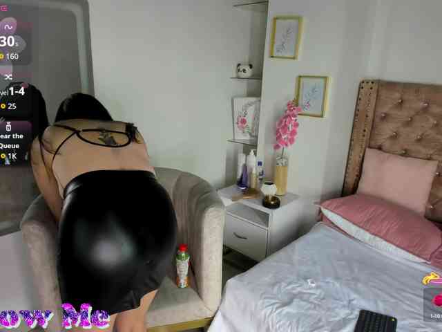 LauraHotties webcam