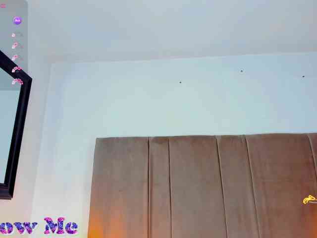 LauraHotties webcam